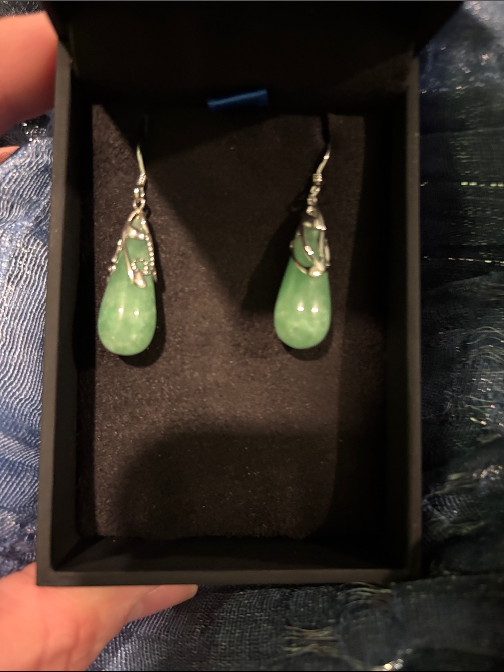 Elegant Green Teardrop Dangle Earrings with Silver Accents